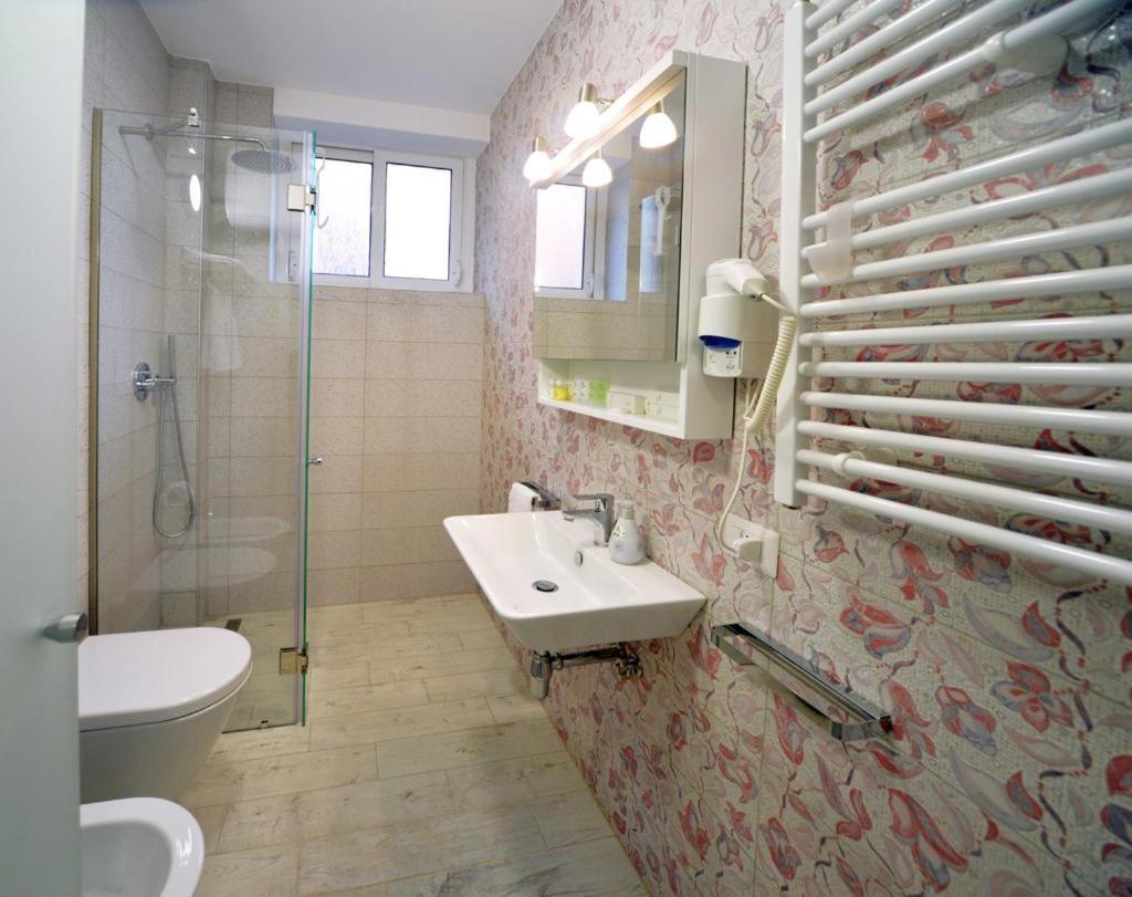 Konak Rooms L Skanderbeg Square 티라나 외부 사진