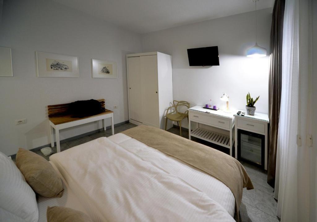 Konak Rooms L Skanderbeg Square 티라나 외부 사진